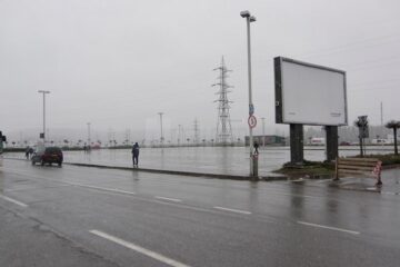 Acces interzis în parcarea Iulius Mall pentru cei care vin la cumpărături în Bazar