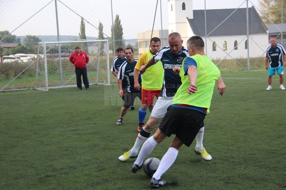 Campionatul de old-boys din acest sezon promite să fie mai spectaculos decât cel de anul trecut Campionatul de old-boys din acest sezon promite să fie mai spectaculos decât cel de anul trecut
