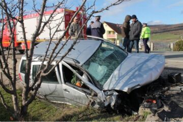 Accidentul s-a produs vineri după-amiază, în jurul orei 17.00, pe DN 17, în localitatea Șieu Măgheruș, în județul Bistrița-Năsăud. Foto: bistriteanul.ro