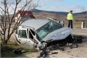 Accidentul s-a produs vineri după-amiază, în jurul orei 17.00, pe DN 17, în localitatea Șieu Măgheruș, în județul Bistrița-Năsăud. Foto: bistriteanul.ro