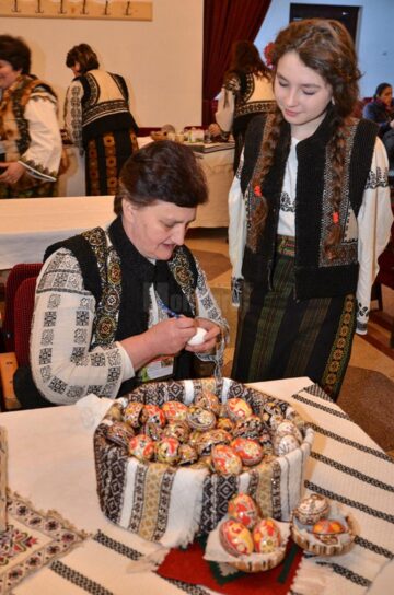 Festivalul Național al Ouălor Încondeiate de la Ciocănești
