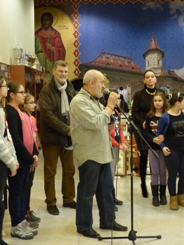 „Fereastră spre cer”, ediția a VIII-a, o expoziție-jertfă realizată de mai mulți elevi suceveni