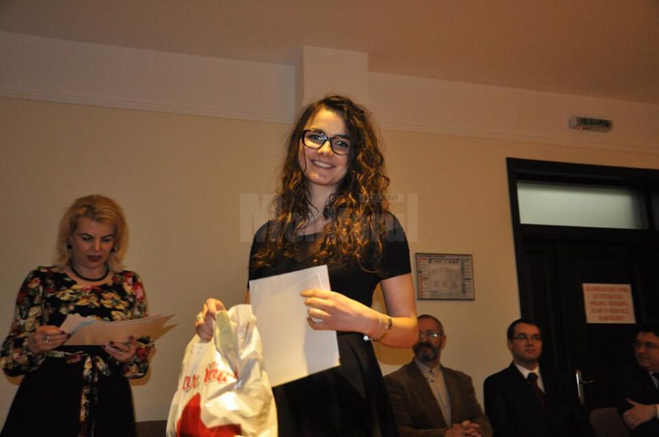 Trei eleve sucevence vor reprezenta România la Olimpiada Internațională de limbă polonă