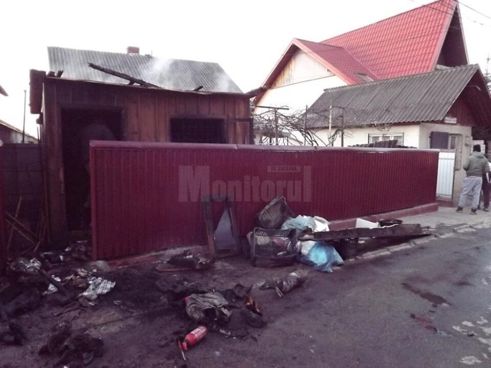 Incendiul a izbucnit ieri dimineață, înainte de ora 6