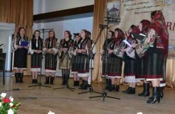 Concert caritabil Paula Seling, la sărbătoarea „Joia Mare la Poiana Stampei”