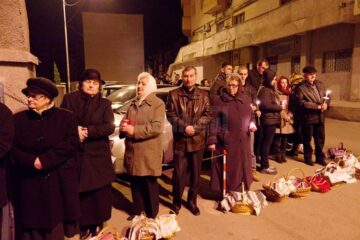 Sărbătoarea Învierii a adunat în bisericile sucevene și în jurul acestora zeci de mii de oameni