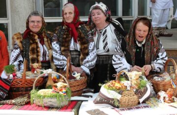 Peste 50 de coșuri au fost prezentate la Sărbătoarea coșurilor de Paște, de la Gura Humorului