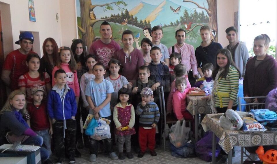 Cadouri pentru copiii din centrul „Visătorii” din Fundu Moldovei