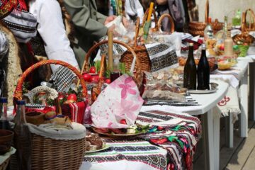 Peste 50 de coșuri au fost prezentate la Sărbătoarea coșurilor de Paște, de la Gura Humorului