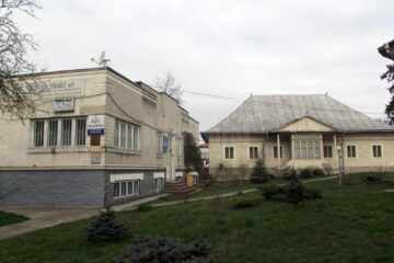 Clădirea orfelinatului și Școala armeană din Suceava