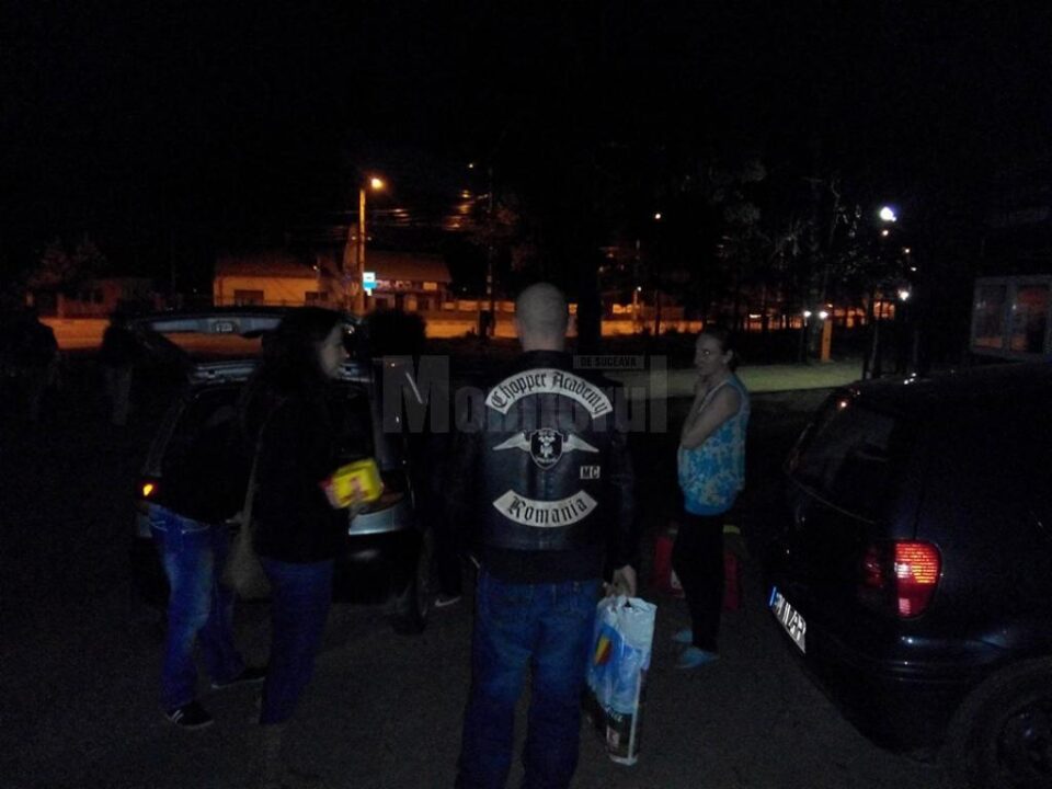Mai multe familii nevoiașe au primit daruri din partea pasionaților de motociclete din Suceava