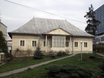 Școala armeană din Suceava, „zidită spre a lăuda pe Domnul...”