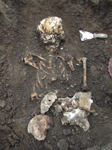 Săpături arheologice în vechiul cimitir armenesc al Bisericii Sf. Simion