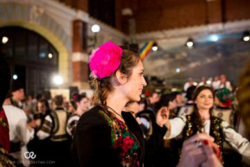 Peste 500 de artiști și iubitori de folclor au însuflețit vineri seară Gara din Burdujeni, la Balul gospodarilor. Foto: Cristi Sebastian