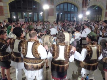 Balul Gospodarilor desfășurat în sala de festivități din Gara Burdujeni