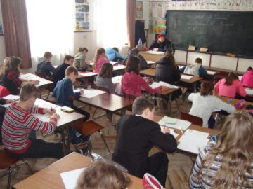 Peste 150 de elevi din Suceava și Botoșani au participat la ediția din acest a Concursului Interjudețean de Matematică ,,In Memoriam…"