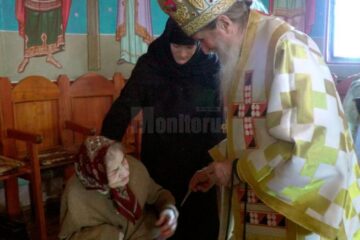 Slujire arhierească la căminul de bătrâni