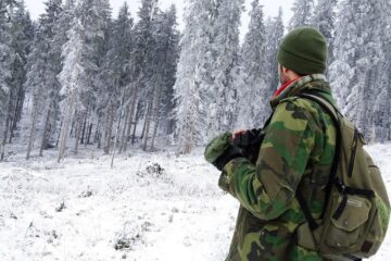 Documentare în genul celor de la Discovery, realizate de doi frați din Fundu Moldovei în pădurile județului, pentru a promova bogățiile Bucovinei