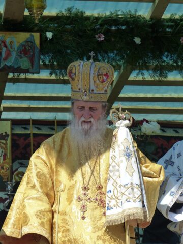 Sute de credincioși au participat ieri la hramul Mănăstirii Voroneț
