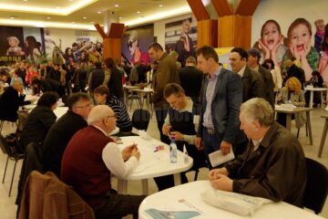 Prezență numeroasă la Bursa locurilor de muncă din municipiul Suceava