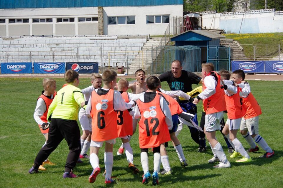 Școala Nr. 10 Suceava a câștigat etapa de zonă desfășurată pe stadionul Areni
