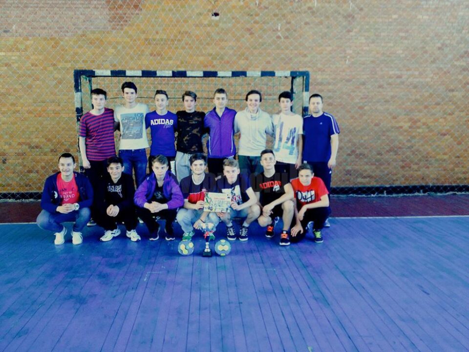 Juniorii III de la LPS Suceava s-au calificat la turneul semifinal II