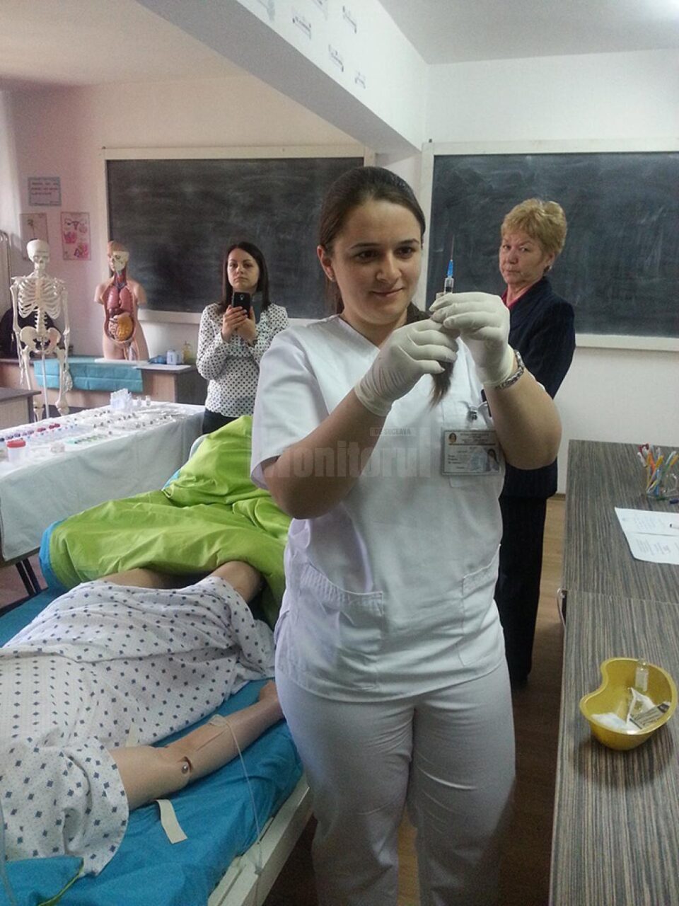 Șase echipaje ale școlilor sanitare postliceale s-au întrecut în concurs