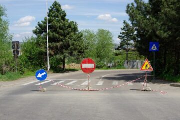 Strada Nicolae Labiș din cadrul Serpentinelor este închisă de ieri pentru 30 de zile