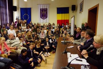 Tineri suceveni, în dialog cu marele dramaturg