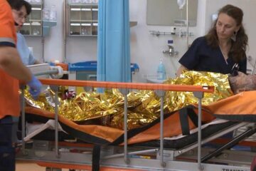 Bătrânul a ajuns în stare foarte gravă la spital după ce și-a dat foc