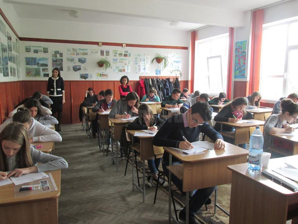 Concursul județean de limba engleză „Behind the Words”, ediția a II-a, și-a desemnat câștigătorii