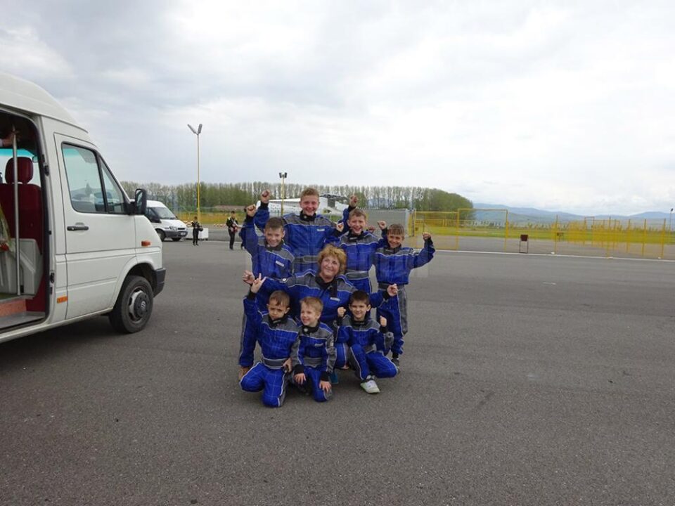 Premii pentru elevii de la Palatul Copiilor Suceava la Concursul național de educație rutieră și karting