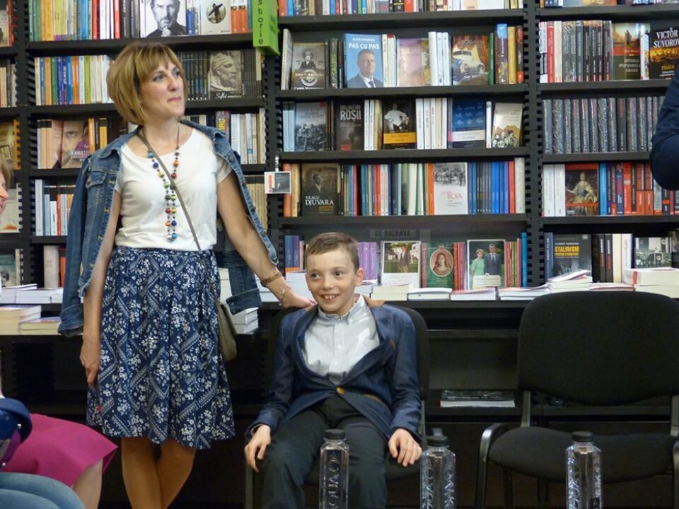 Sebi împreună cu jurnalista Adriana Dascălu Bulină