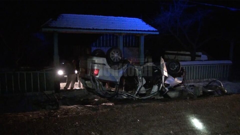 Mașina s-a transformat într-un morman de fiare