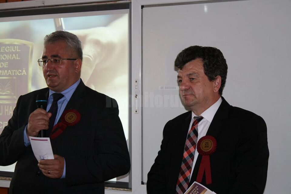 Primarul Ion Lungu alături de directorul Virginel Iordache