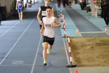 Daniel Mihăescu a stabilit un nou record național la juniori III în proba de 2.000 metri obstacole