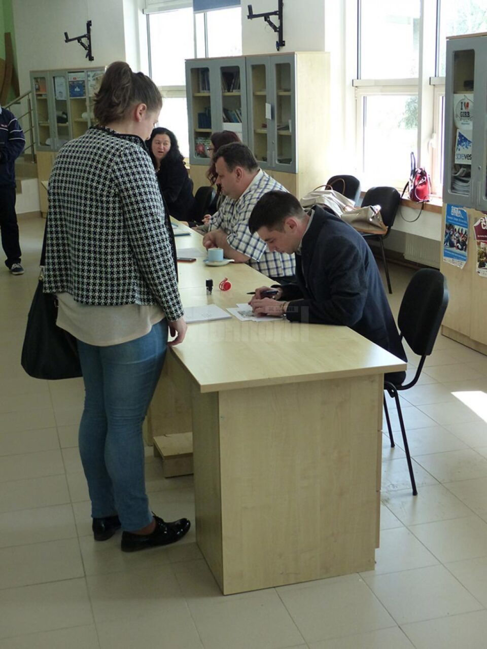 390 de universitari și studenți au fost pe listele electorale