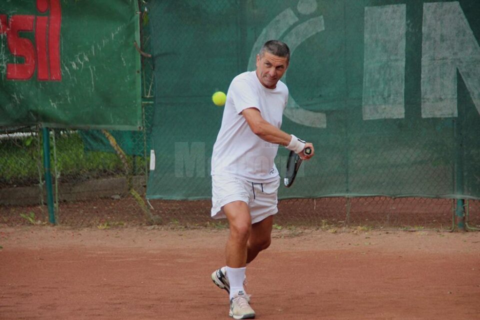 Costel Chelaru s-a oprit în semifinale la Salonic