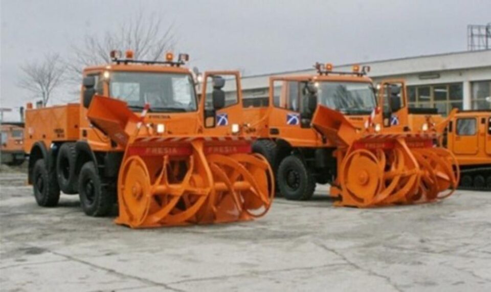 Două astfel de autofreze au ajuns la Secția de Drumuri Naționale Suceava, iar alte două urmează să ajungă la Secția de Drumuri Naționale Câmpulung Moldovenesc