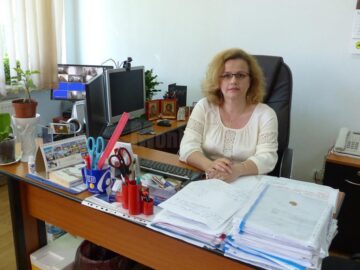 Ateliere de lucru, expoziții și spectacol folcloric la Centrul Școlar de Educație Incluzivă Suceava