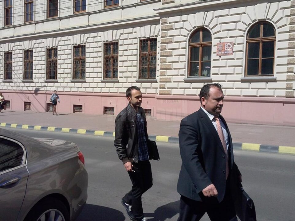 Audierile au fost făcute de doi polițiști