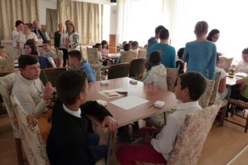 Ateliere de lucru pentru copiii din Centrul Școlar Suceava