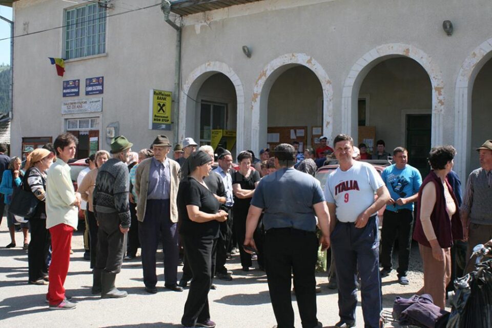 Sătenii spun că nu vor ceda până când contractul de închiriere a pășunii nu va fi reziliat