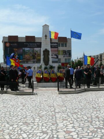 Ziua eroilor a fost marcată și la Fălticeni