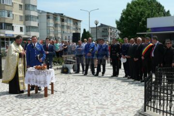 Ziua eroilor a fost marcată și la Fălticeni