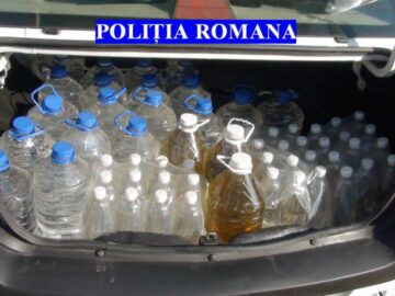 O armată de polițiști a descins ieri dimineață împotriva comerțului sătesc cu alcool contrafăcut