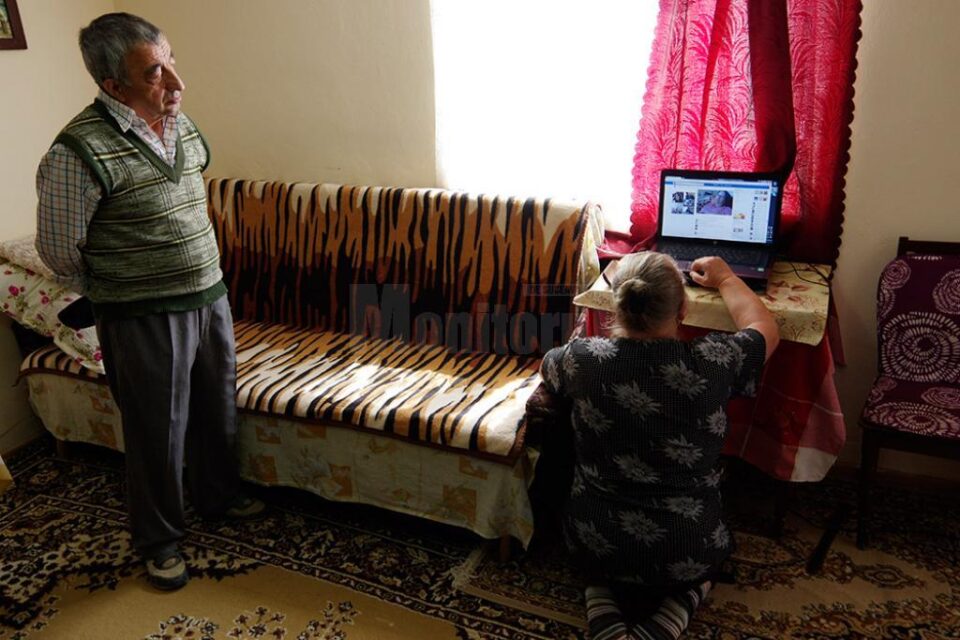 Părinților le-au rămas doar amintirile și responsabilitatea de a crește copilul în vârstă de 4 ani