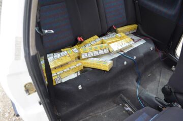 Peste 20.000 de pachete de țigări de contrabandă, confiscate la Brodina, Vicovu de Sus și Siret