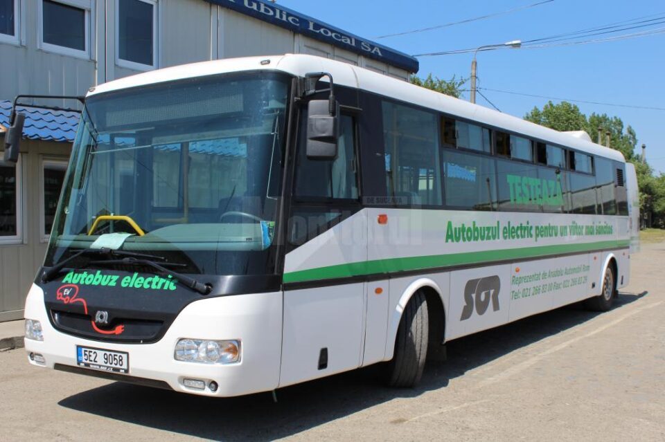 Autobuzul electric produs în Cehia care a circulat zilele trecute prin Suceava