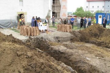 Osemintele dezgropate în cimitirul armenesc Sf. Simion au fost reînhumate
